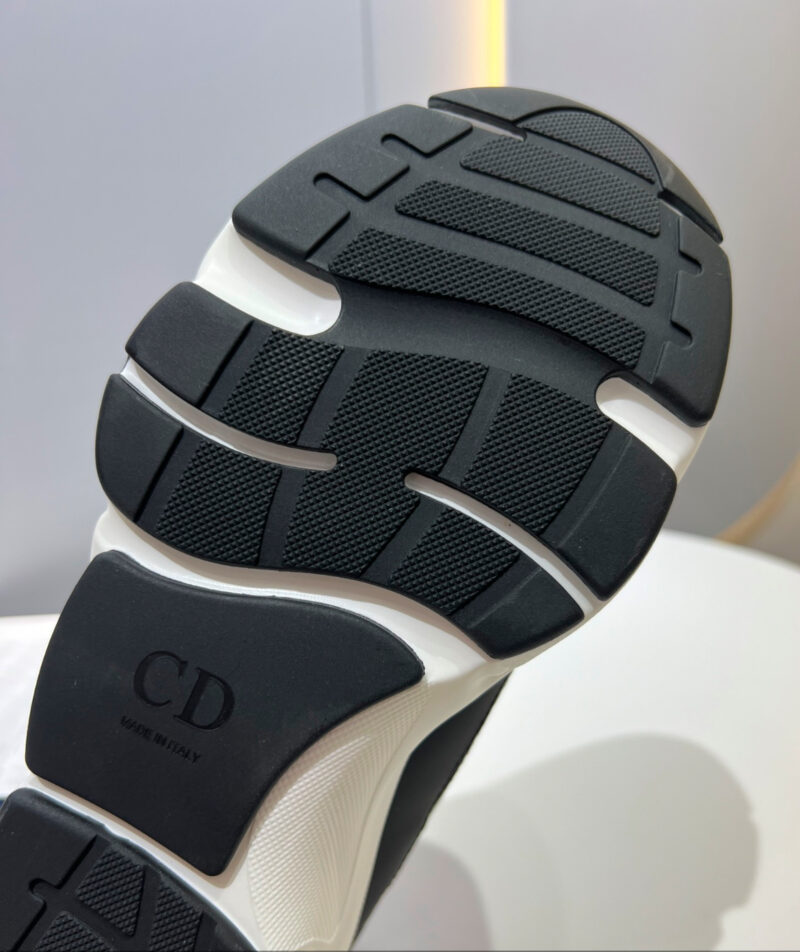 Dior B22 – Image 4