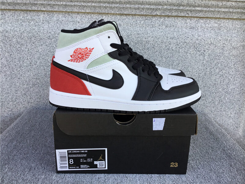Air Jordan 1 Mid