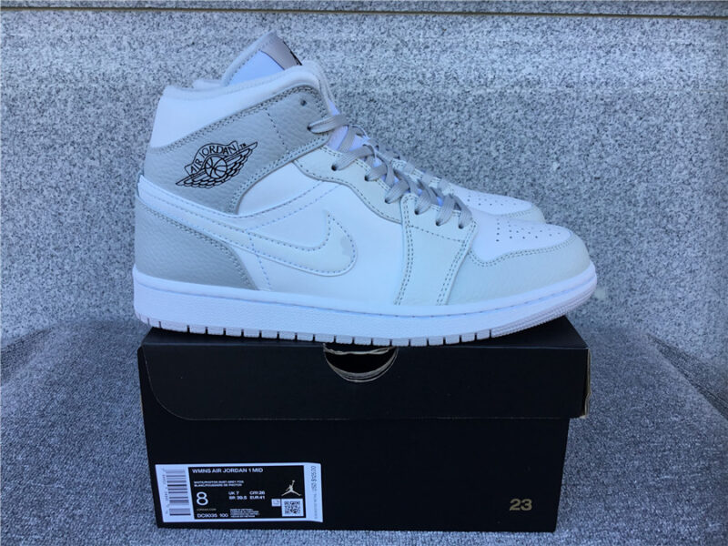 Air Jordan 1 Mid