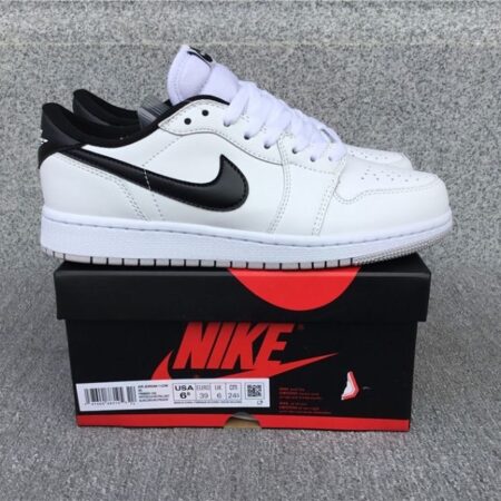 Air Jordan 1 Low