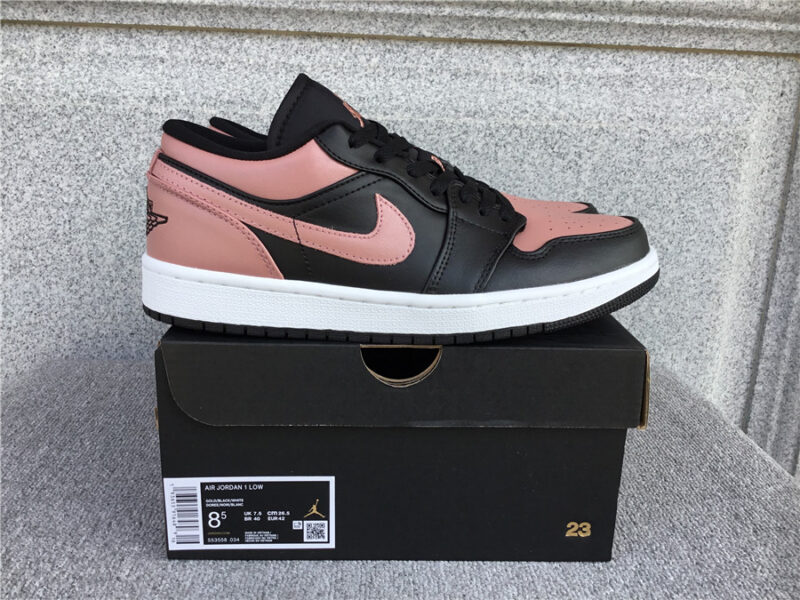 Air Jordan 1 Low