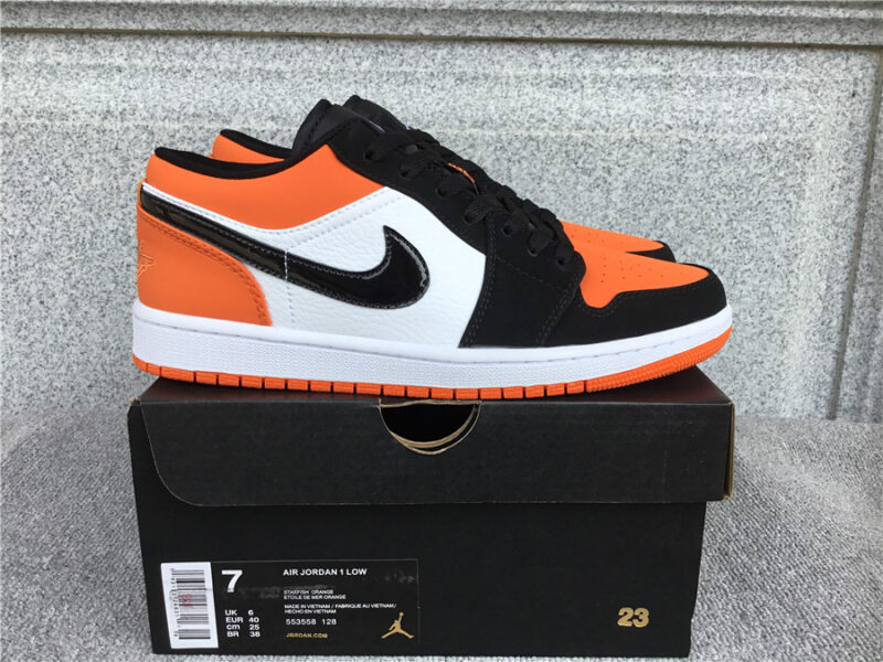 Air Jordan 1 Low
