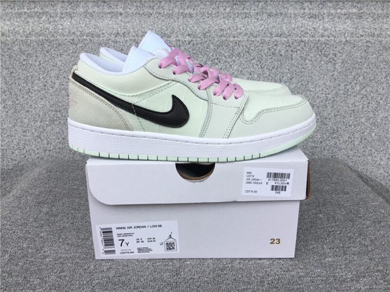 Air Jordan 1 Low