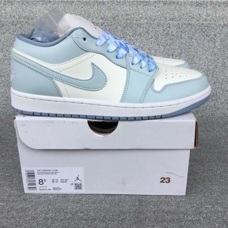 Air Jordan 1 Low