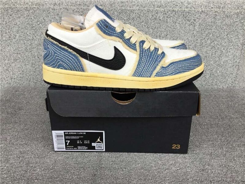 Air Jordan 1 Low