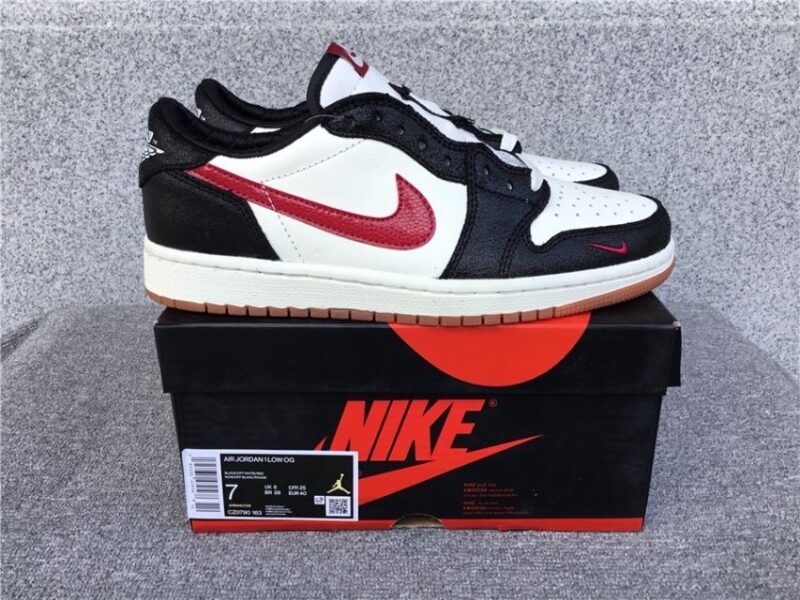 Air Jordan 1 Low