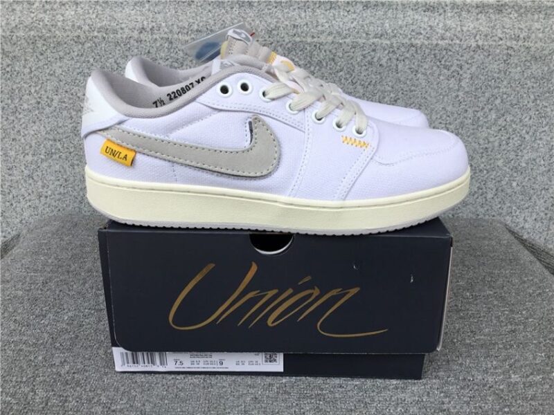 Air Jordan 1 Low