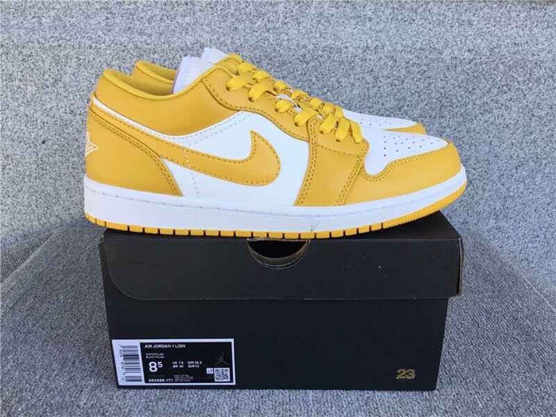 Air Jordan 1 Low