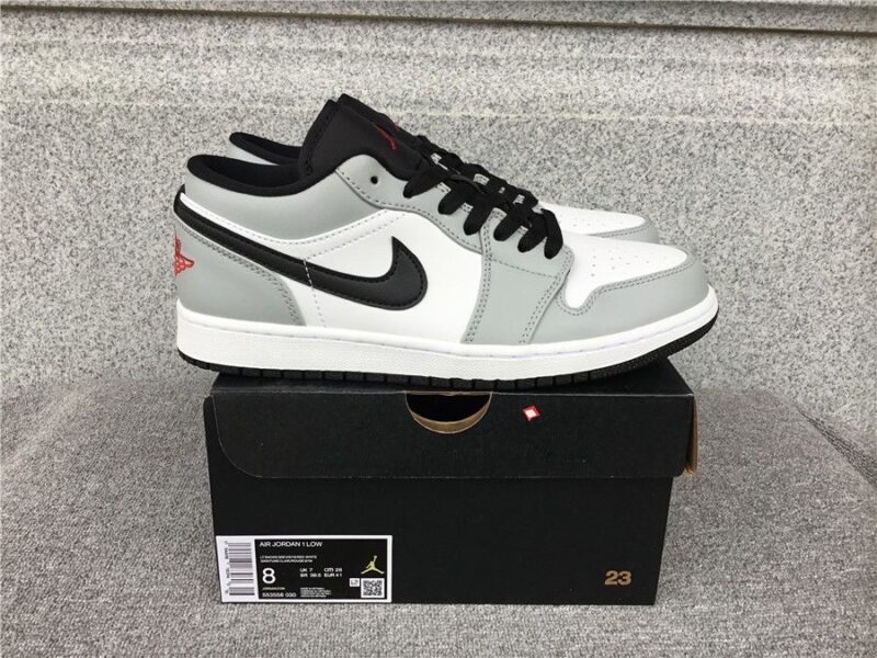 Air Jordan 1 Low