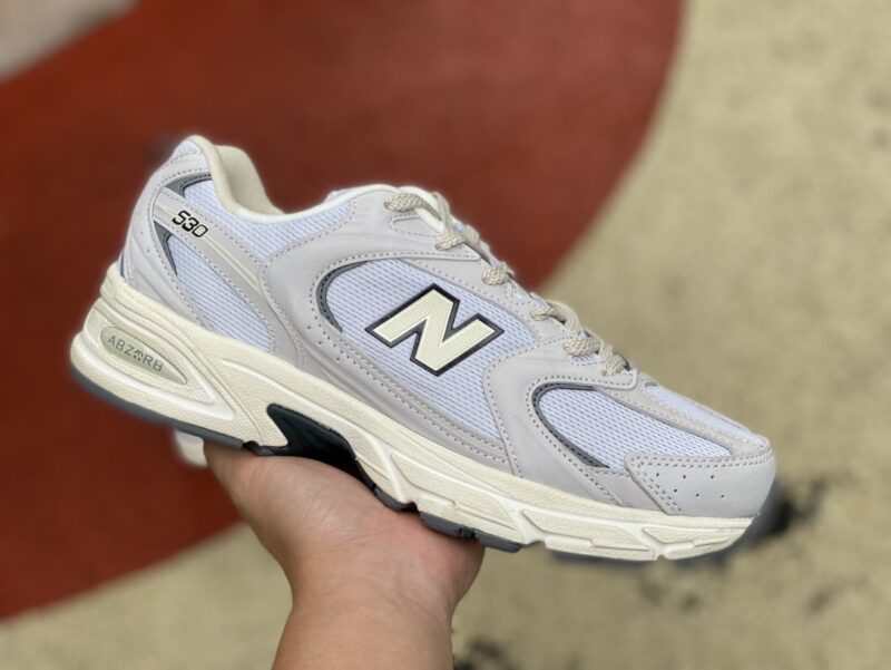 New Balance 530