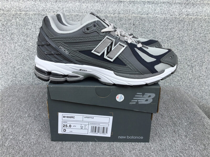 New Balance 1906