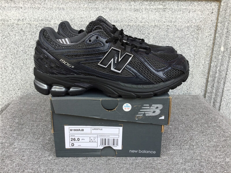 New Balance 1906