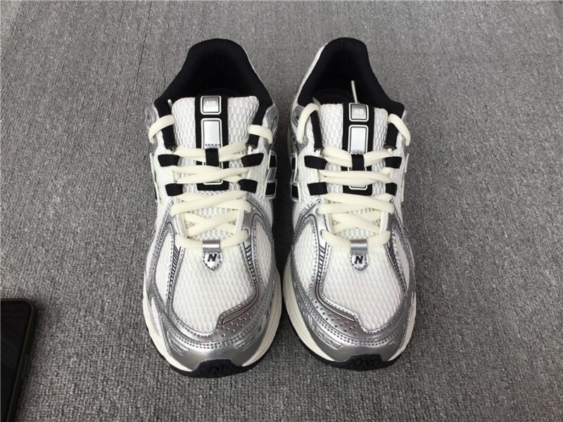 New Balance 1906 – Image 2