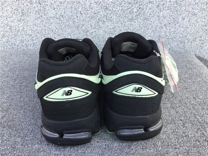 New Balance 2002 r – Image 3
