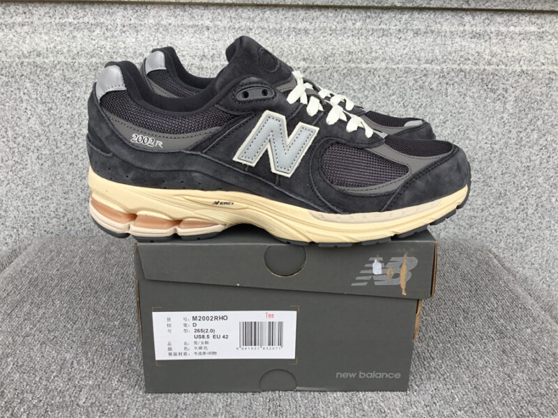 New Balance 2002 r