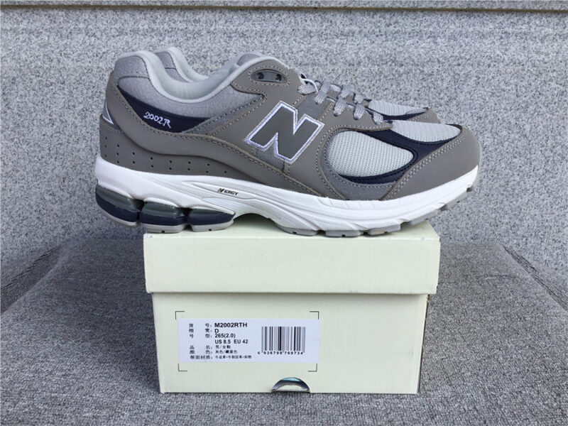 New Balance 2002 r
