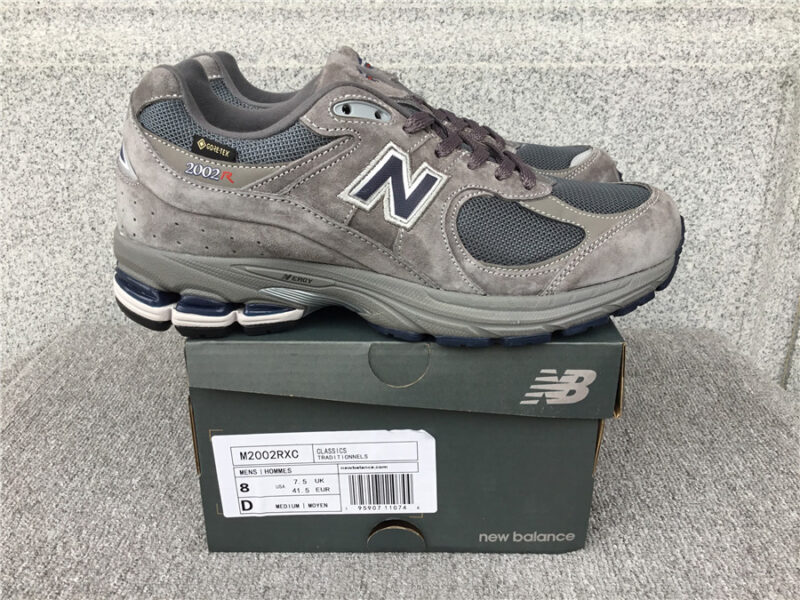New Balance 2002 r